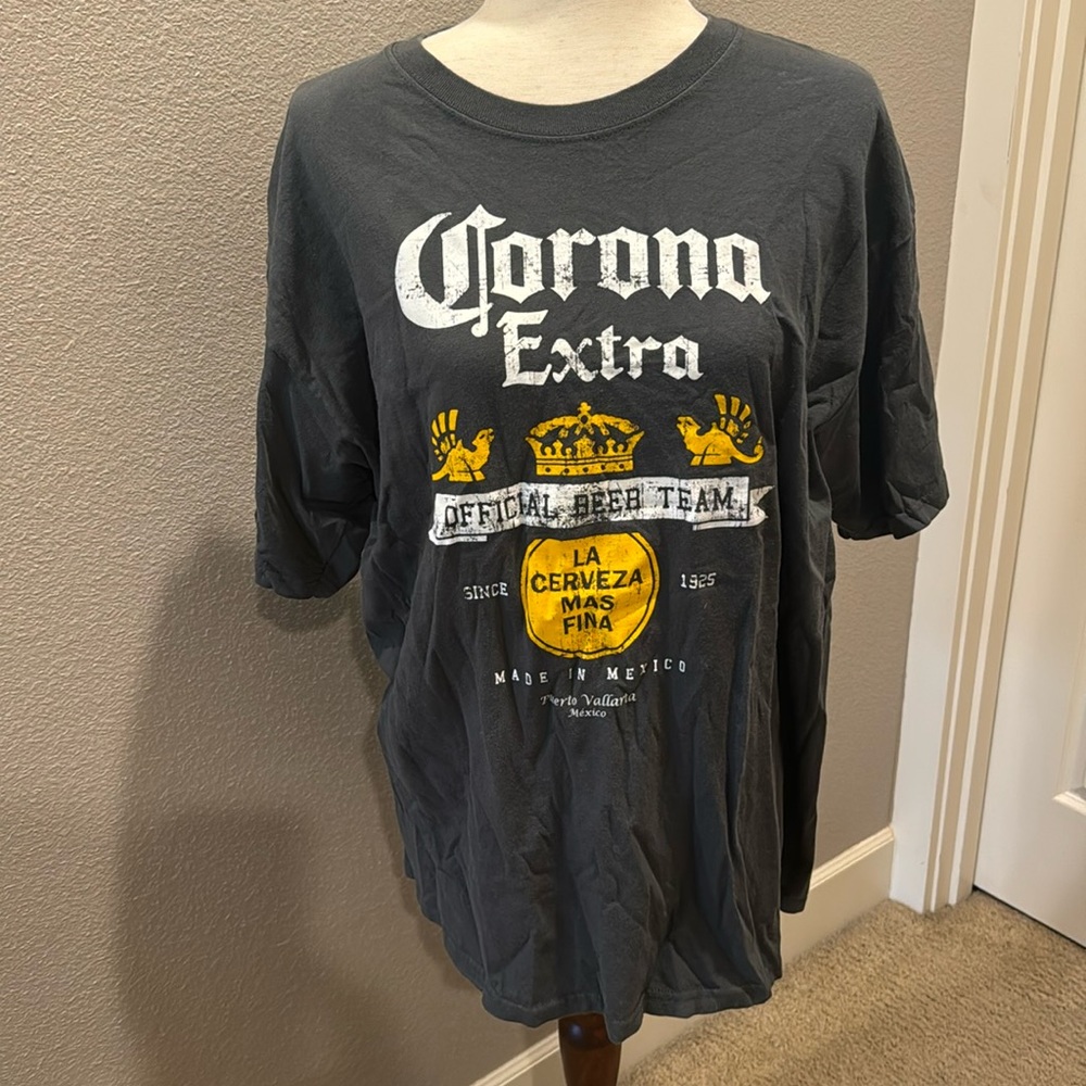 Corona T-shirt - all one size